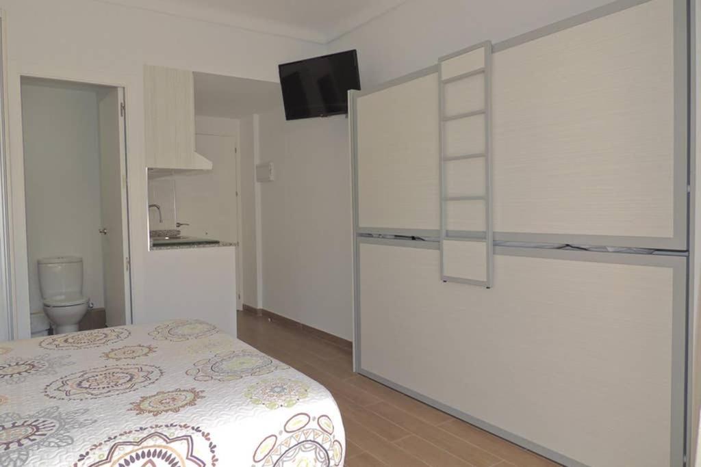 Carihuela Palace Studio 419 Beach - Playa Leilighet Torremolinos Eksteriør bilde